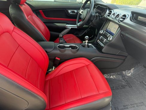 Used 2021 Ford Mustang GT Premium w/ GT Performance Package RWD image 27