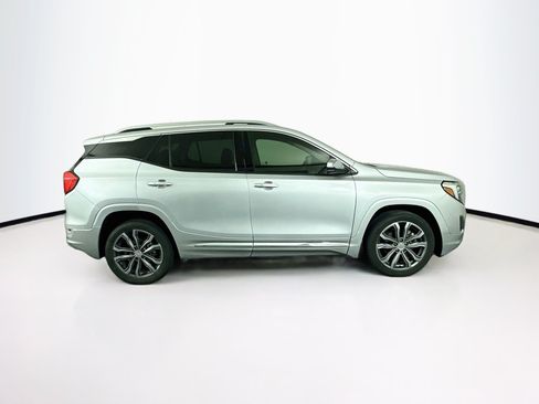Used 2018 GMC Terrain Denali w/ Driver Alert Package II FWD image 10