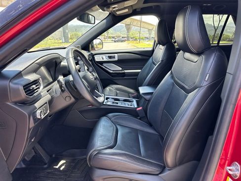 Used 2022 Ford Explorer ST w/ Equipment Group 401A AWD/4WD image 13