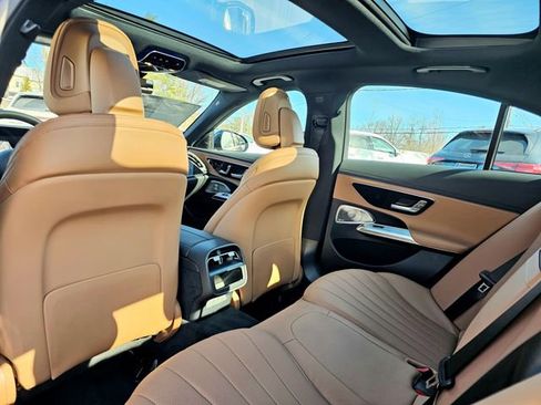 New 2026 Mercedes-Benz E 350 4MATIC Sedan image 22