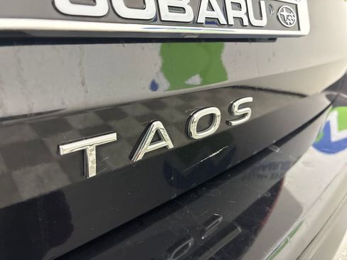Used 2024 Volkswagen Taos SE FWD image 25