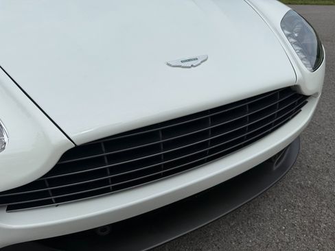Used 2015 Aston Martin V8 Vantage GT image 53