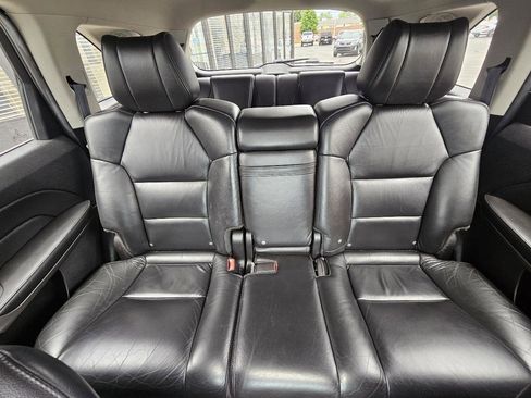 Used 2013 Acura MDX w/ Technology & Entertainment AWD/4WD image 44