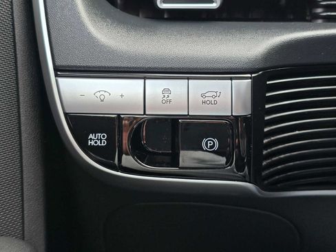 Used 2024 Hyundai Ioniq 5 SEL image 32