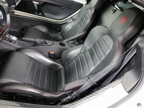 Used 2015 Alfa Romeo 4C Coupe w/ Leather Interior Group image 7