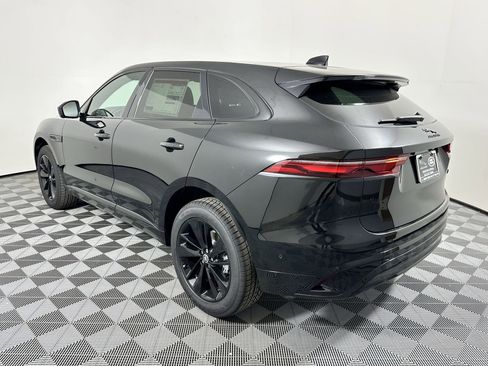 Used 2026 Jaguar F-PACE R-Dynamic S image 3