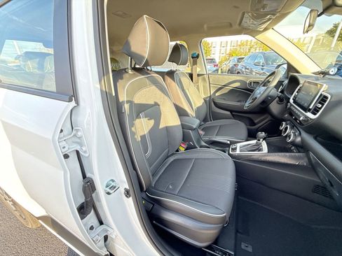 New 2026 Hyundai Venue SEL image 24