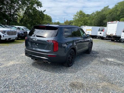 Used 2022 Kia Telluride SX w/ SX Prestige Package image 5