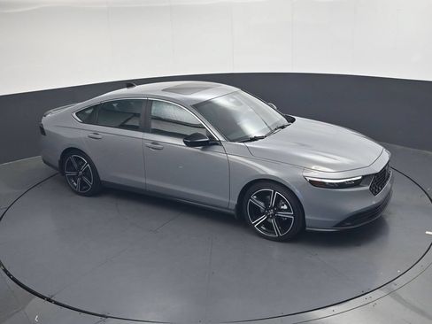 Certified 2025 Honda Accord Sport image 32
