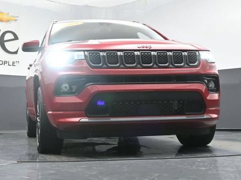 Used 2023 Jeep Compass Limited AWD/4WD image 3