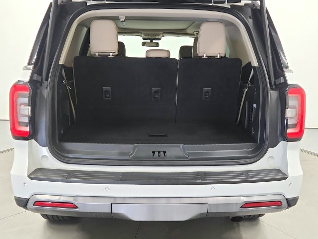Used 2024 Ford Expedition Limited RWD image 23