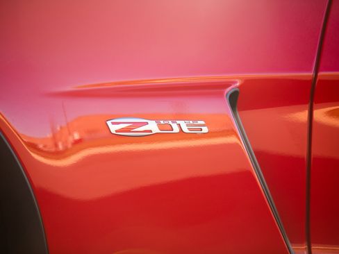 Used 2007 Chevrolet Corvette Z06 w/ Preferred Equipment Group RWD image 10