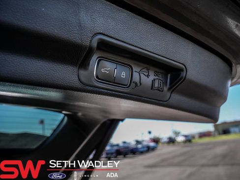 Used 2025 Ford Explorer ST-Line w/ Premium Package image 14