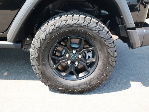 Used 2025 Jeep Wrangler Unlimited Sport S 4xe AWD/4WD image 10