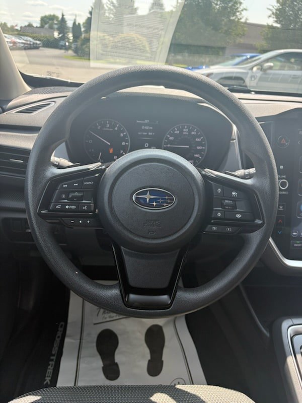Used 2024 Subaru Crosstrek 2.0i Premium AWD/4WD image 12