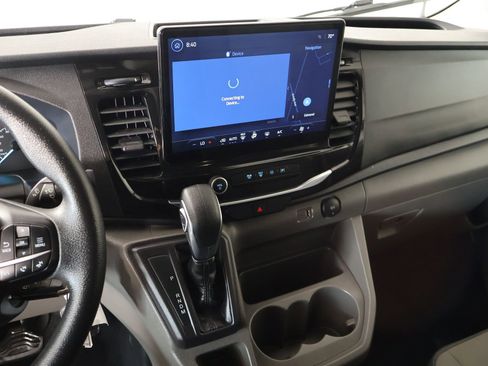 Used 2024 Ford Transit 350 XLT image 5