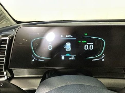 Used 2023 Kia Sportage EX AWD/4WD image 15