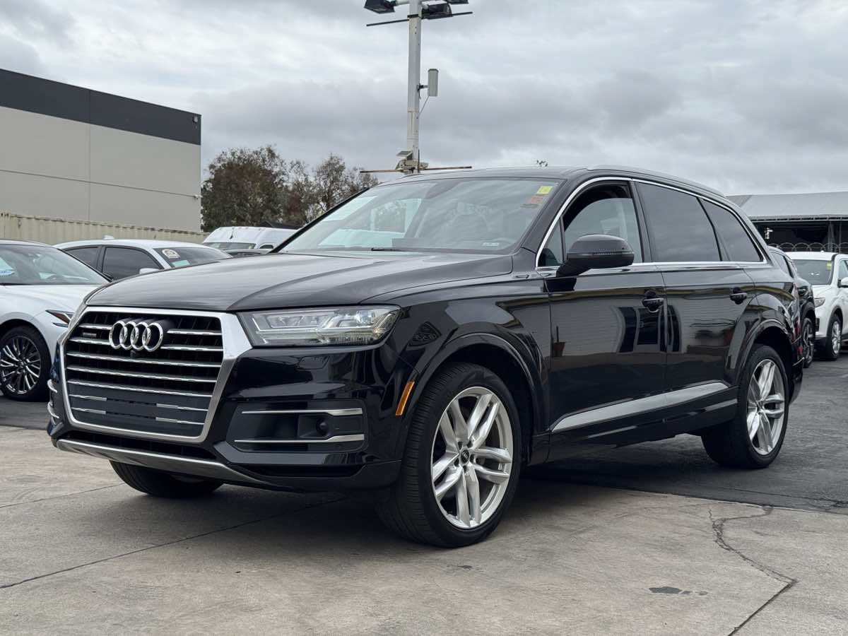 Used 2018 Audi Q7 3.0T Prestige w/ Prestige Package AWD/4WD image 4