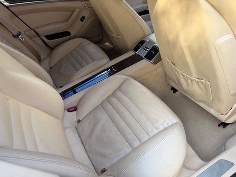 Used 2010 Porsche Panamera Turbo image 24
