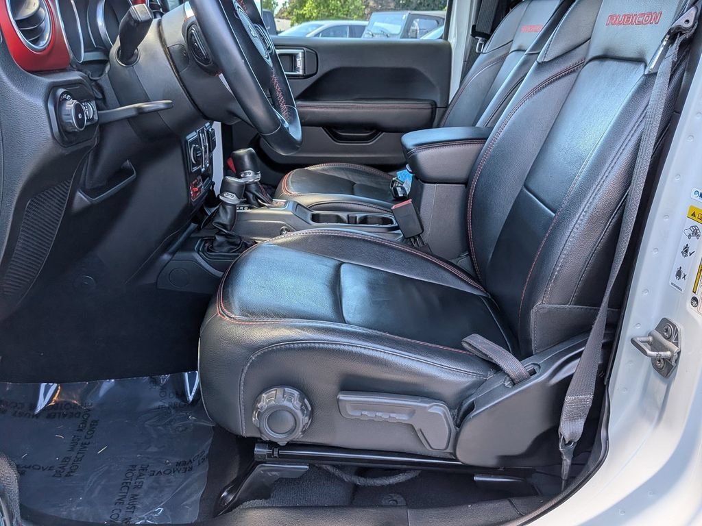Used 2018 Jeep Wrangler Unlimited Rubicon AWD/4WD image 10