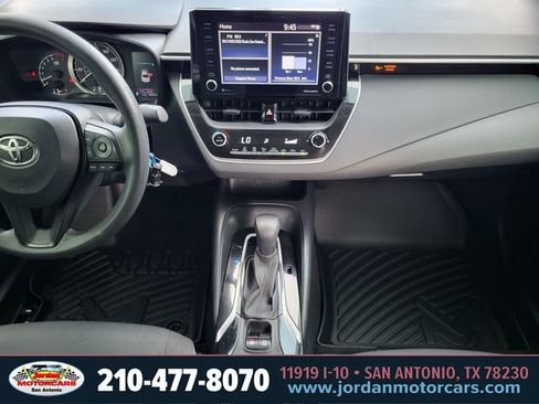 Used 2022 Toyota Corolla LE FWD image 15