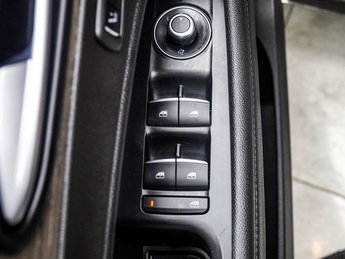 Used 2022 Alfa Romeo Stelvio Ti image 34