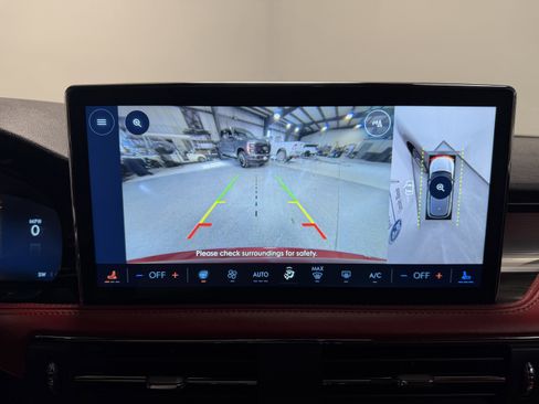 Used 2025 Lincoln Corsair Reserve w/ Equipment Group 202A image 15