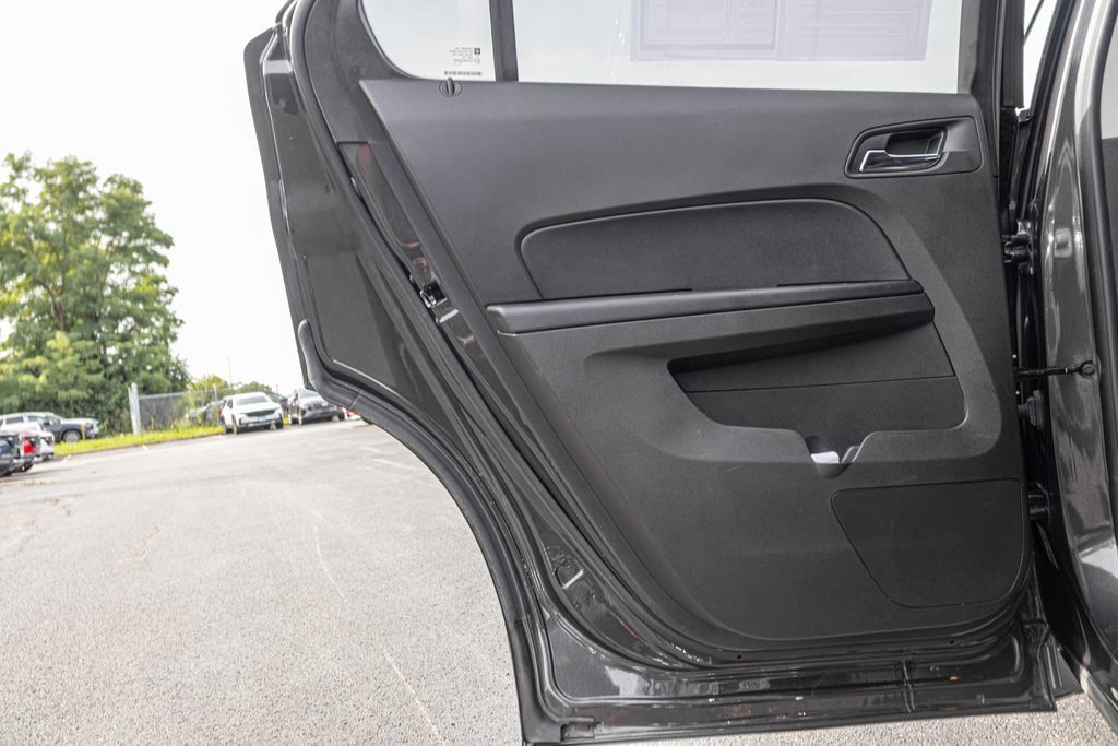 Used 2015 Chevrolet Equinox LTZ FWD image 30