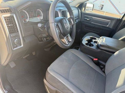 Used 2022 RAM 1500 Classic SLT image 20