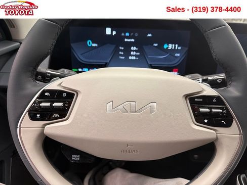 Used 2023 Kia EV6 Wind image 16