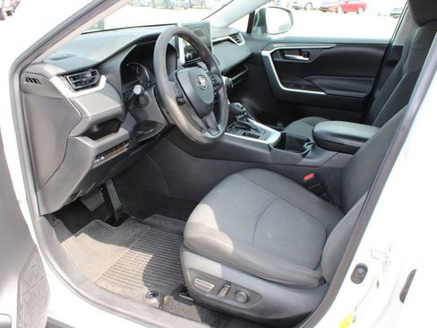 Used 2023 Toyota RAV4 XLE w/ Convenience Package FWD image 10