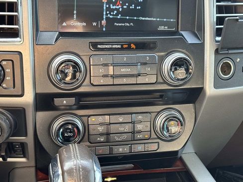 Used 2016 Ford F150 King Ranch w/ Equipment Group 601A Luxury AWD/4WD image 16