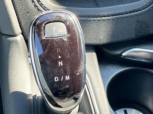 Used 2024 Cadillac XT6 Sport w/ Technology Package AWD/4WD image 17