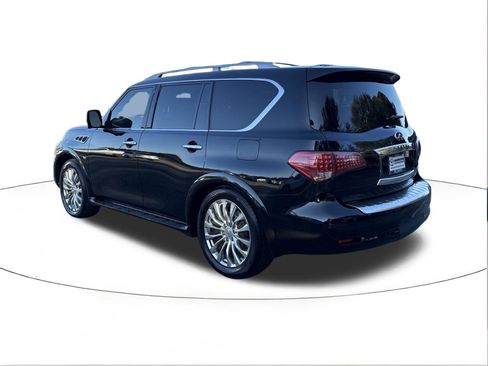 Used 2017 INFINITI QX80 4WD w/ Deluxe Technology Package image 5