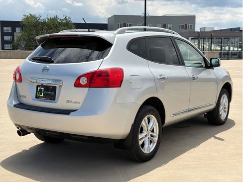 Used 2013 Nissan Rogue SV w/ Premium Pkg AWD/4WD image 8