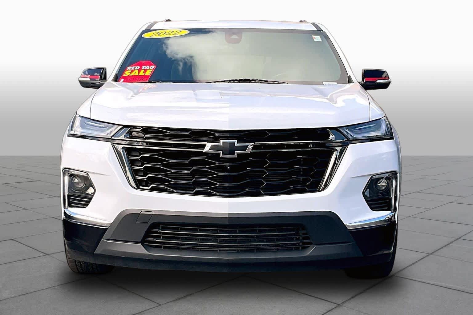 Used 2022 Chevrolet Traverse Premier w/ Redline Edition AWD/4WD image 4