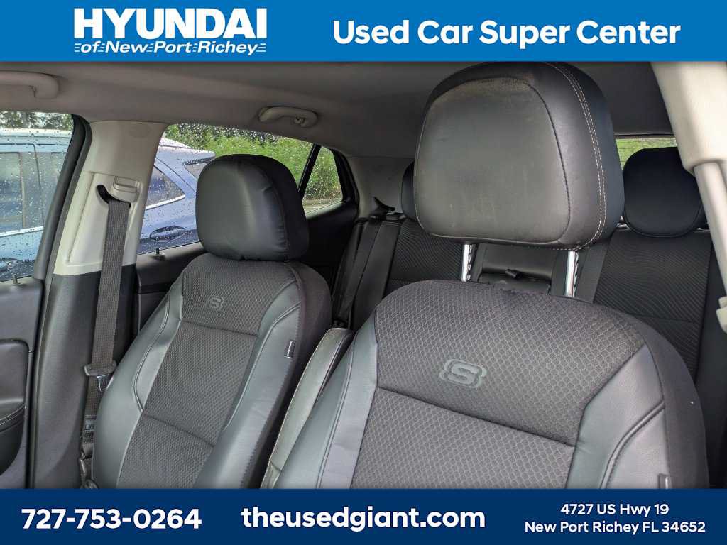 Used 2014 Buick Encore Convenience FWD image 3
