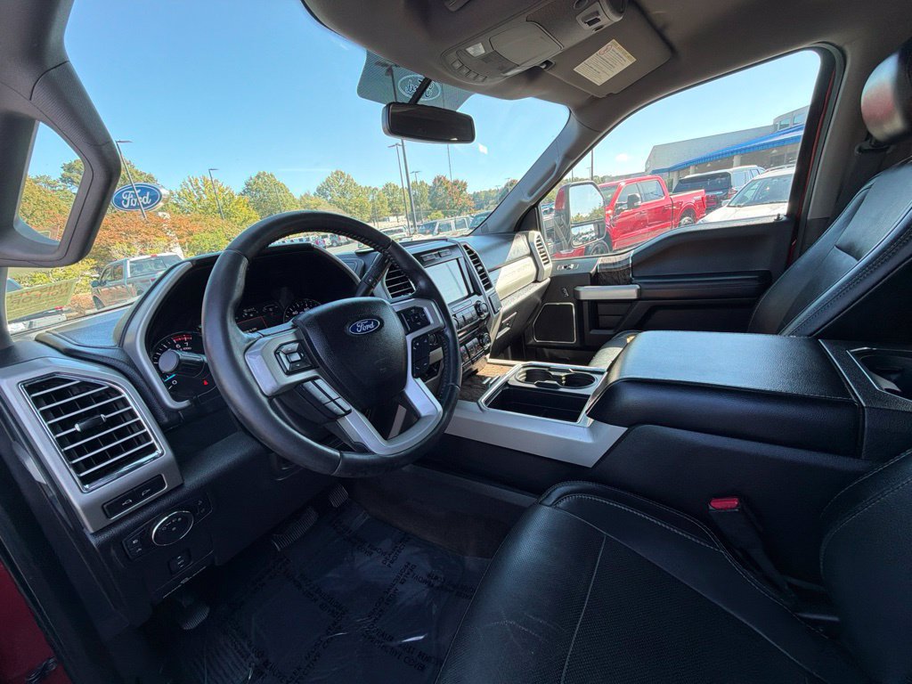 Used 2017 Ford F250 Lariat w/ Lariat Value Package AWD/4WD image 13