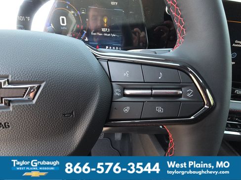 New 2027 Chevrolet Equinox RS FWD image 19