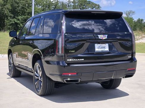 New 2026 Cadillac Escalade Sport w/ LPO, Floor Liner Package AWD/4WD image 4