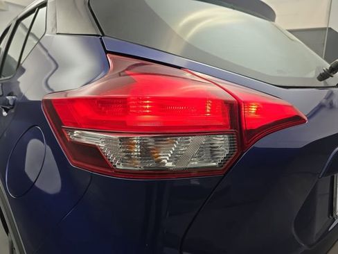 Used 2019 Nissan Kicks SV FWD image 18