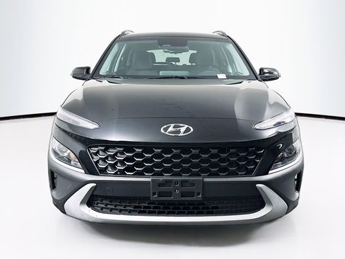 Used 2023 Hyundai Kona SEL w/ Cargo Package image 2