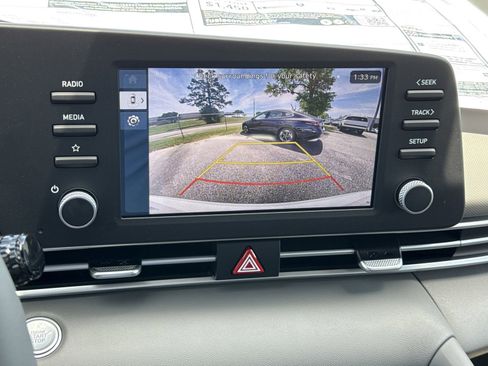 New 2026 Hyundai Elantra SEL Sport FWD image 23