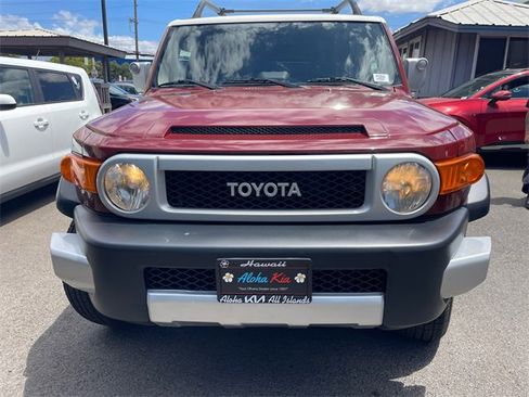 Used 2010 Toyota FJ Cruiser 4WD image 2