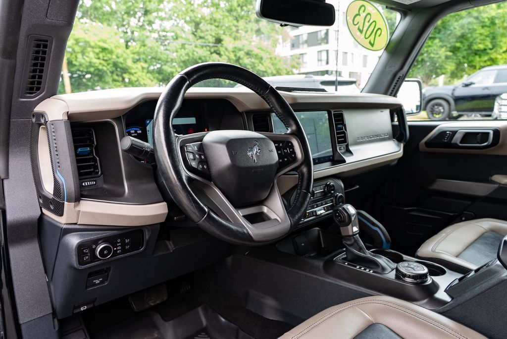 Used 2023 Ford Bronco Wildtrak AWD/4WD image 21