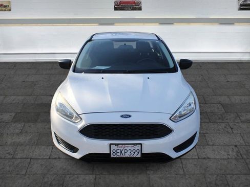 Used 2018 Ford Focus S FWD image 2