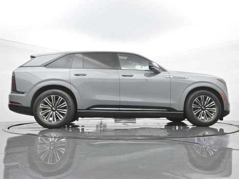 New 2026 Cadillac Escalade IQ Sport 1 w/ LPO, Floor Liner Package image 20