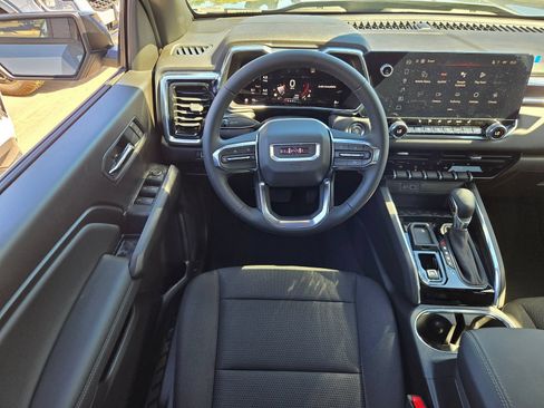 New 2026 GMC Canyon Elevation w/ Convenience Package RWD image 7