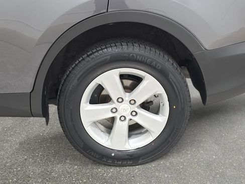 Used 2014 Toyota RAV4 XLE AWD/4WD image 33
