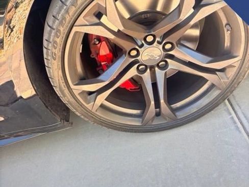 Used 2023 Chevrolet Camaro SS RWD image 9